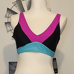 Women's bathing suit top medium NWT